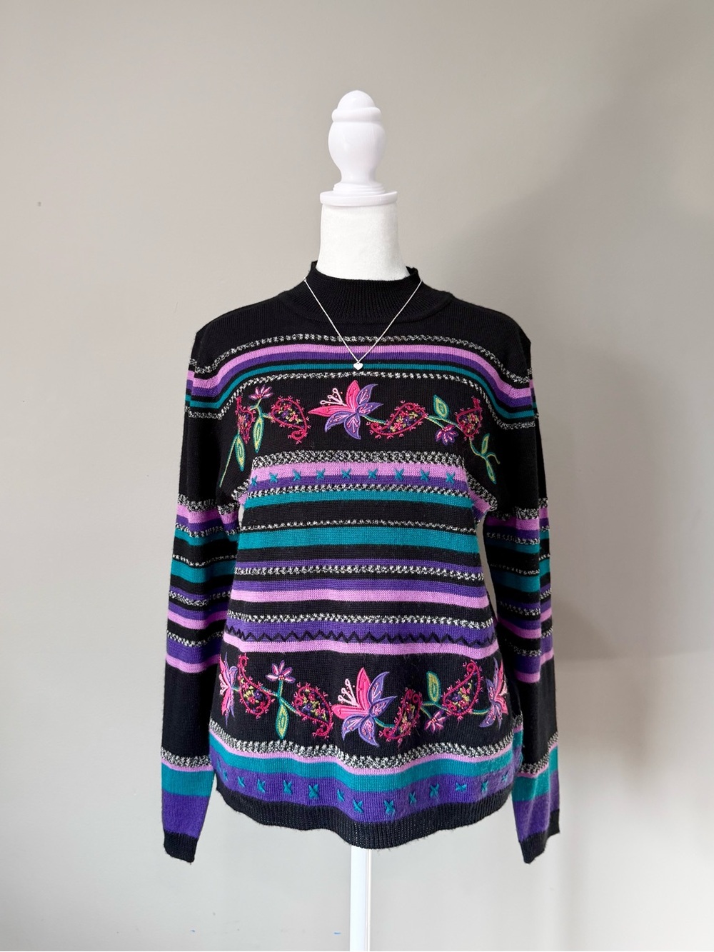 Vintage Alfred Dunner Colorful Embroidered Mock Neck Sweater